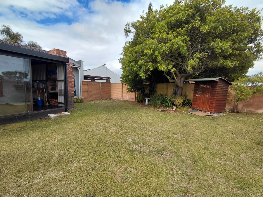 To Let 2 Bedroom Property for Rent in Kabega Park Eastern Cape